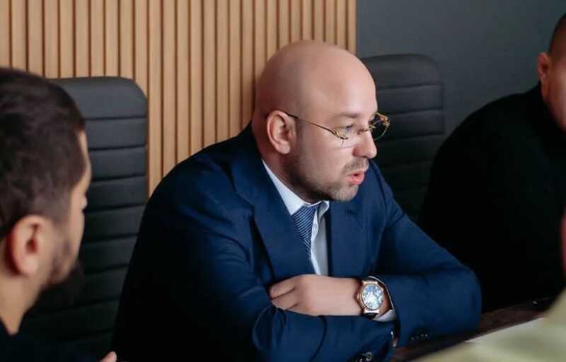 Конвейер Константина Гавриленко: в Днепре обнаружен центр управления сетью мошеннических колл-центров "Девятки"